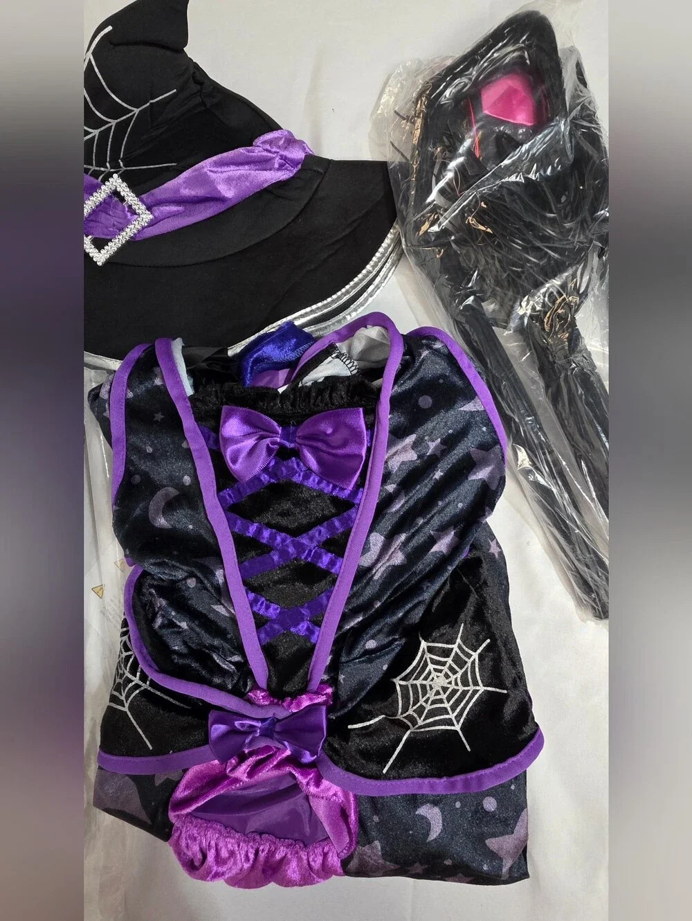 Spooktacular Creations Girls Small 5-7 Fairytale Deluxe Witch Costume W/Broom